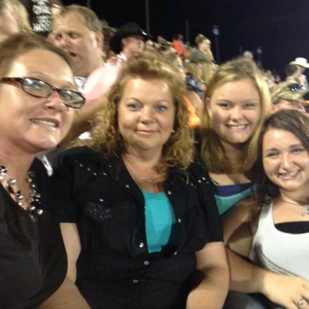 Meet your Posher, Robin